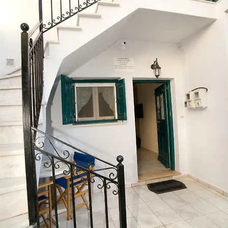 Ross' Vacation In Apartament Kálymnos